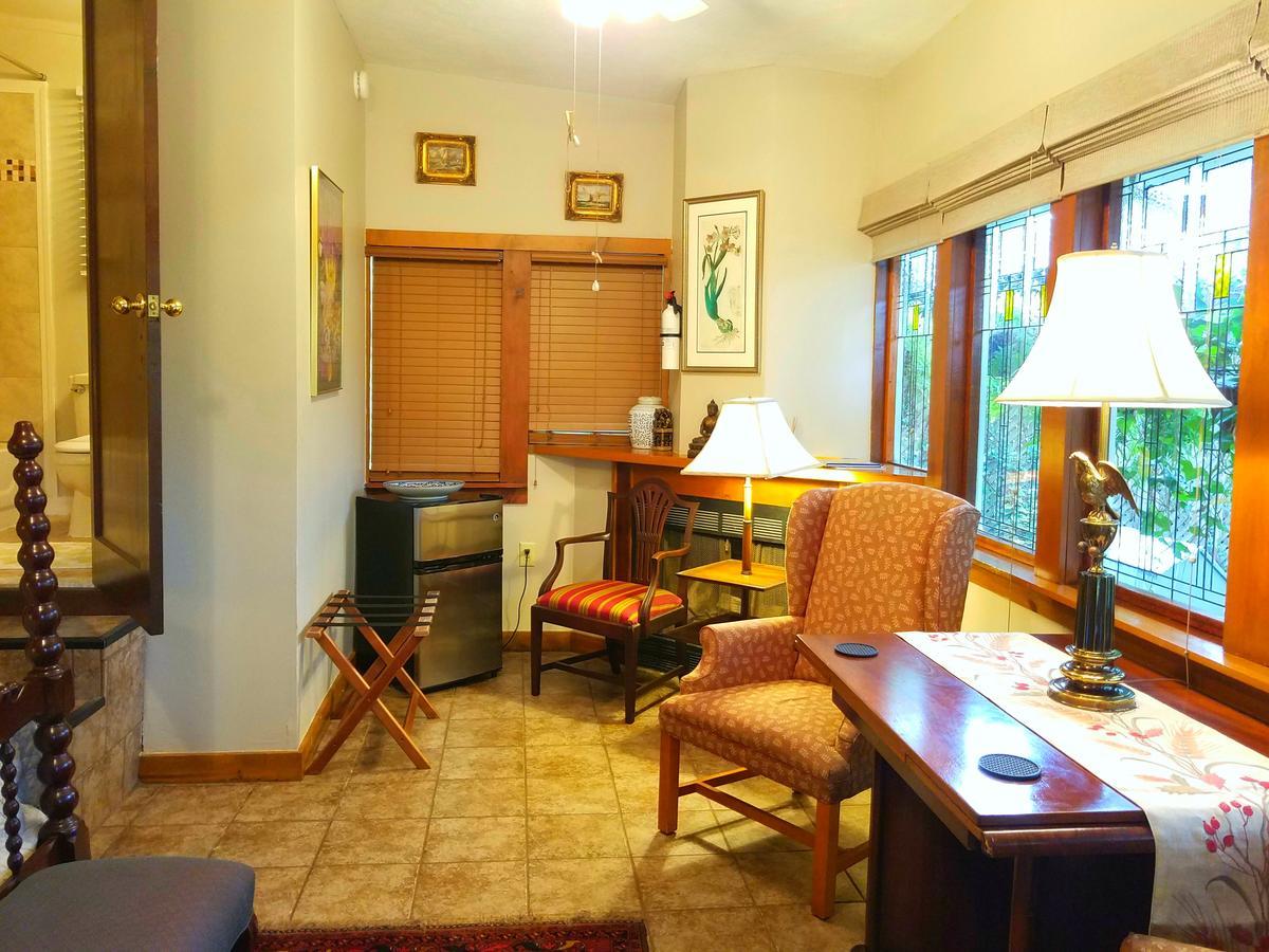 Lions Inn Bed & Breakfast Nova Orleães Exterior foto
